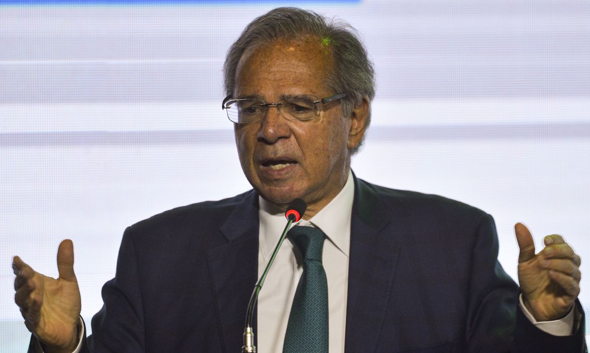 Recentes falas de Guedes irritam Senado e preocupam equipe econômica